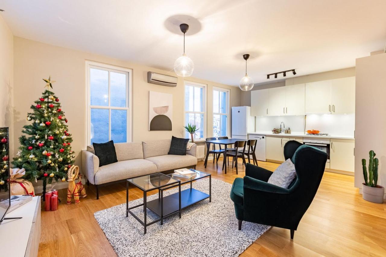 Mesmerizing Flat With Bosphorus View In Beyoglu Lejlighed Istanbul Eksteriør billede